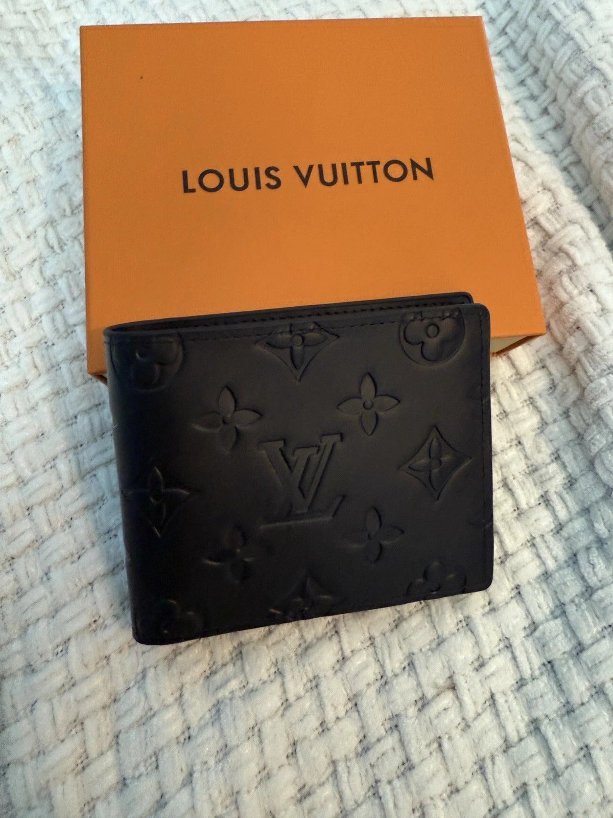 Louis Vuitton Men Bifold Wallet