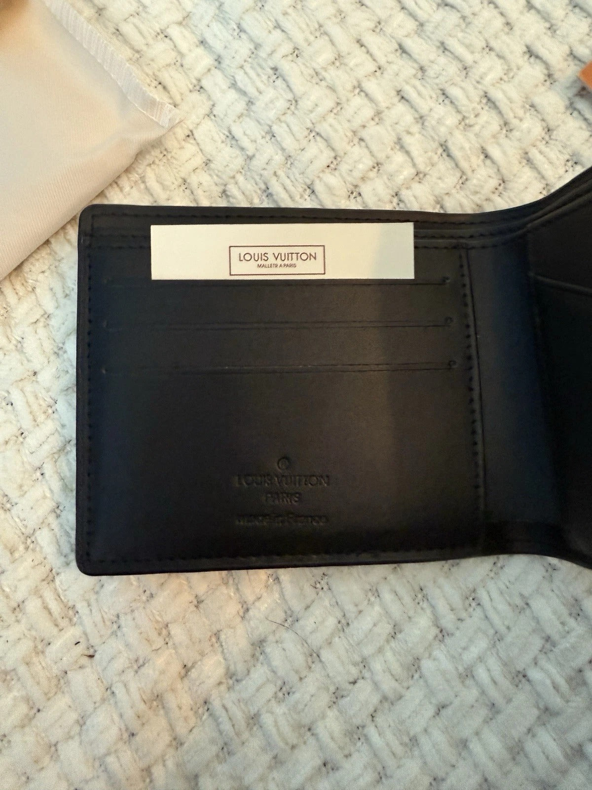 Louis Vuitton Men Bifold Wallet